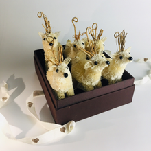 Load image into Gallery viewer, Reindeer Placecard Holder
